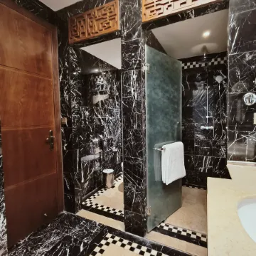 Days Hotel & Suites Dianya Chongqing