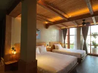 The Pink Boutique Hotel Các khách sạn ở Phường 6