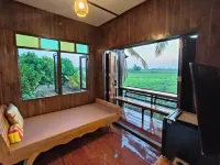 Shine Villa Sukhothai Hotels in Amphoe Si Samrong