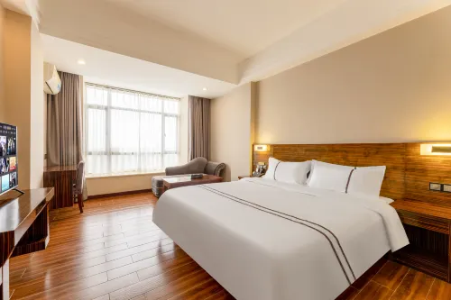 Guijia Business Hotel (Zhanjiang Wuchuan Airport) - Airport Shuttle