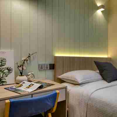 Hmlet Essentials Kallang Rooms