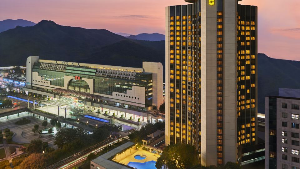 Shangri-La Shenzhen Hotel