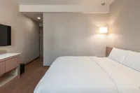 Kindness Hotel (Kaohsiung Station) Hotels in der Nähe von Kaohsiung Old Station Building