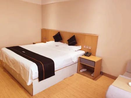 Kuche Hotel Отели рядом с достопримечательностью «Kuqa Big Nang City»