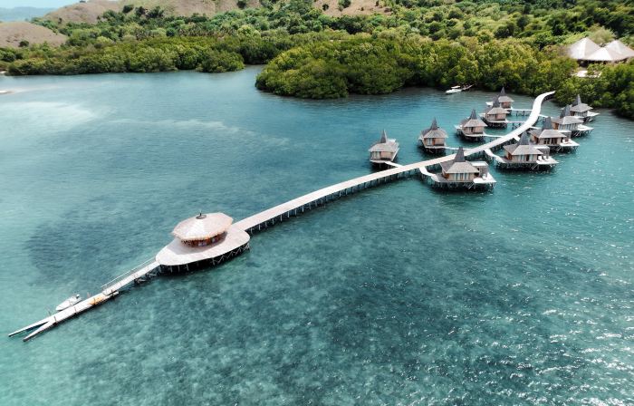 Menjaga Bay