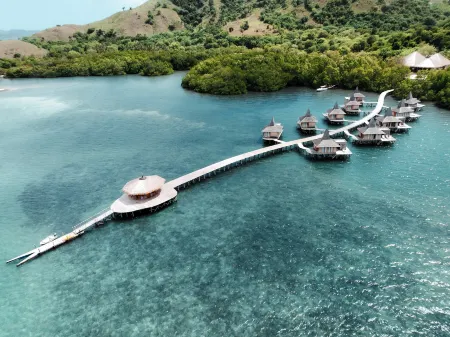 Menjaga Bay Отели в г. Комодо