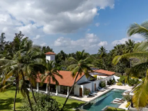 Kalkudah Beach House Hotels in Batticaloa