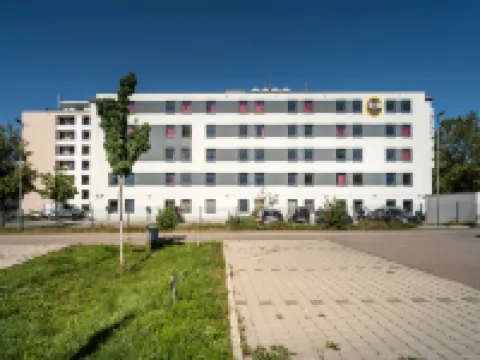 B&B HOTEL Freiburg-Süd Hotels near Schlossberg