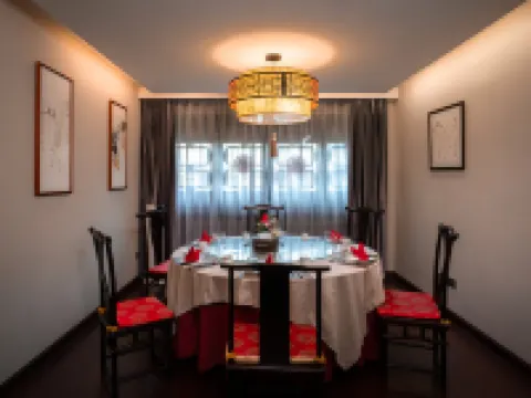 Jinbi Hall Hotel (Nanping Pedestrian Street Jinma Bijifang Branch) Kunming otelleri