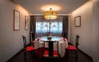 Jinbi Hall Hotel (Nanping Pedestrian Street Jinma Bijifang Branch) Hotels in Kunming