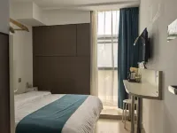 Taizhou Baiyi Hotel