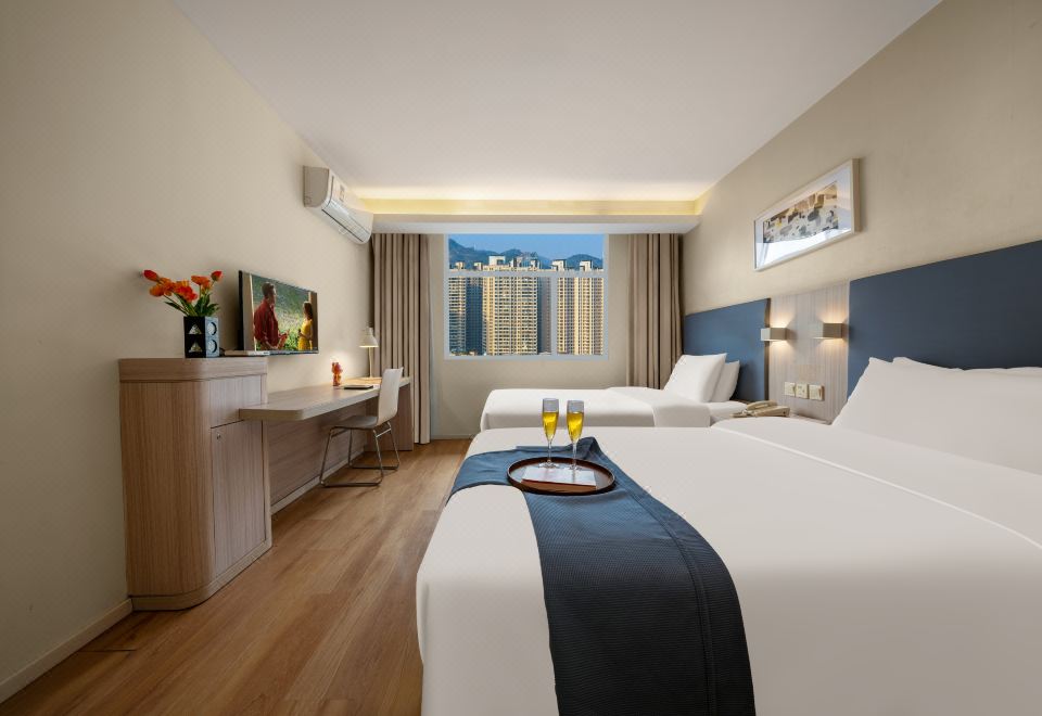 3. 한팅 호텔 (충..