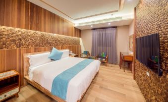 Oceanic Pearl Resort II