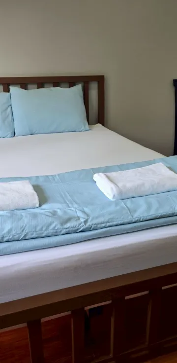 ห้องดีลักซ์ เตียงใหญ่ 1 เตียง