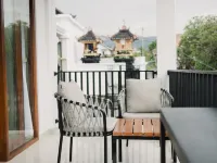Lemon Tree Hotel Bali Отели рядом с достопримечательностью «Пляж Ловина»