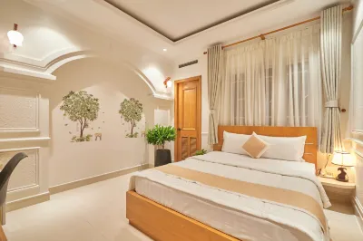 Bin Bin Hotel 10 - Mimosa Near Tan Son Nhat Airport Hotels in Tan Binh