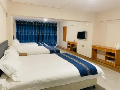 Mapangyongcuo Hotel Hotels near Waqie Talin