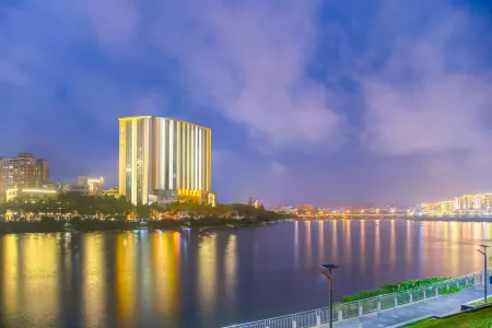 Riverview Hotel