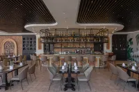 Anik Palace Hotel - 5-Star