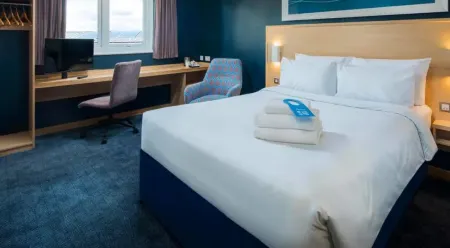 Travelodge Telford Отели в г. Шифнал