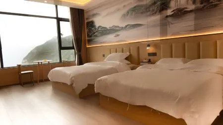 Haba Snow Mountain Shan Di Die Jing Min Su Отели рядом с достопримечательностью «Habacun»