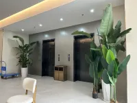 Such as Yuanmo Crystal Hotel Apartment (New International Expo Center Yanggao South Road Store)
