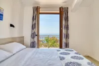 Seaview Villa Lavanda with pool Hotels in Drobnići