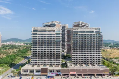 Haipan Shiguang Apartment (Yangjiang Hailing Island Poly Silver Beach)