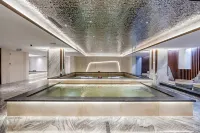 Chengde Longhua Luanshan Licheng Hot Spring Resort Hotel Hotel di Longhua