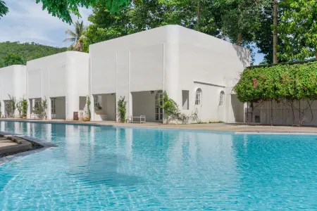 Villa La Flora Kaeng Krachan Отели рядом с достопримечательностью «Kaeng Krachan Dam Electric»