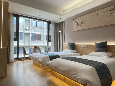 Langzhixin Homestay Отели рядом с достопримечательностью «Мост Тай Шунь-Лунг»