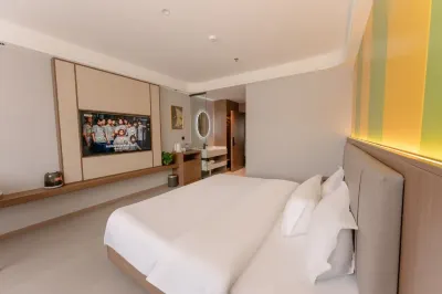 Zhalantun De Man Business Hotel Hotel dekat Zalantunshi Committee Party School