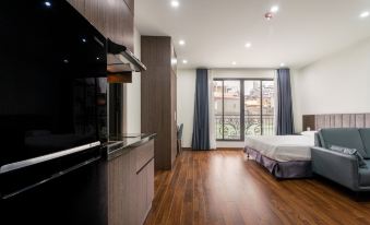 Granda Lake View Hotel & Apartment