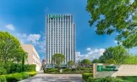 Holiday Inn Express Kunming West Hotels in New West Bus Station