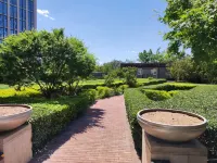 Pureis Loft Theme Luxury Design Guesthouse (Beijing Workers' Stadium Sanlitun)