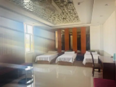 Zhenjin Desert Holiday Manor