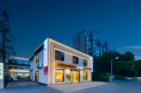 Orange Wood Hotel (Shangrao Normal University Shangrao Children's Special Branch) Hotels in Shangrao Normal University