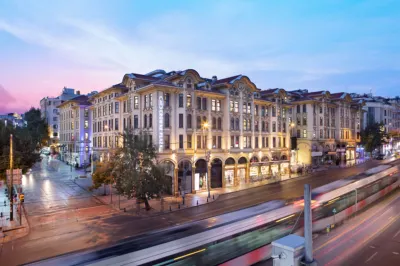 Crowne Plaza ISTANBUL - OLD CITY by IHG Hotel in zona Laleli camii