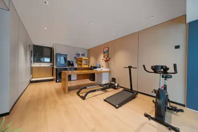 W+城季ホテル（華森時代広場） 万源廊橋周辺のホテル