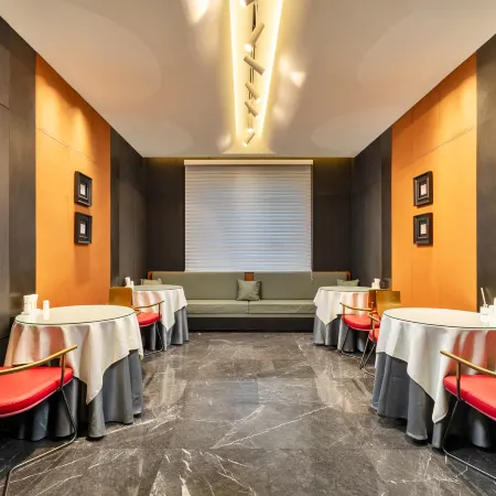 Vanstar Jade Hotel