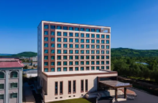 Mohe Yilong Hotel (Municipal Government Branch)