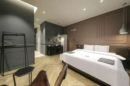 Geumsan The soop Drive in Hotel Отели в г. Кымсан