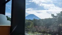 本栖フェニックスホテル - 駐車場