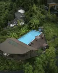Bamboo Valley Guesthouse - Pools