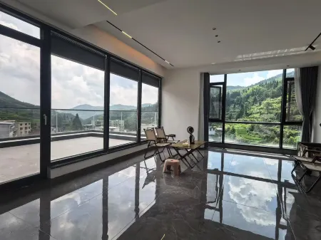 Chushan Xishe Homestay Отели рядом с достопримечательностью «Yangtianhu Grassland»