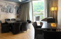 Radisson Hotel Kandy - 5-Star