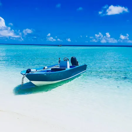 Bambukeyo Villa Отели в г. Kinbidhoo