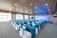 Yue TA X Esports Hotel (Jinshawan Branch, Zhanjiang)