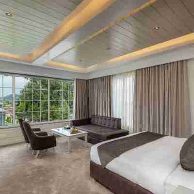 Hotel Grand Boulevard Rooms