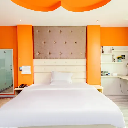 7 Days Chain Hotel (Lujiang Zhouyu Avenue Experimental Middle School)